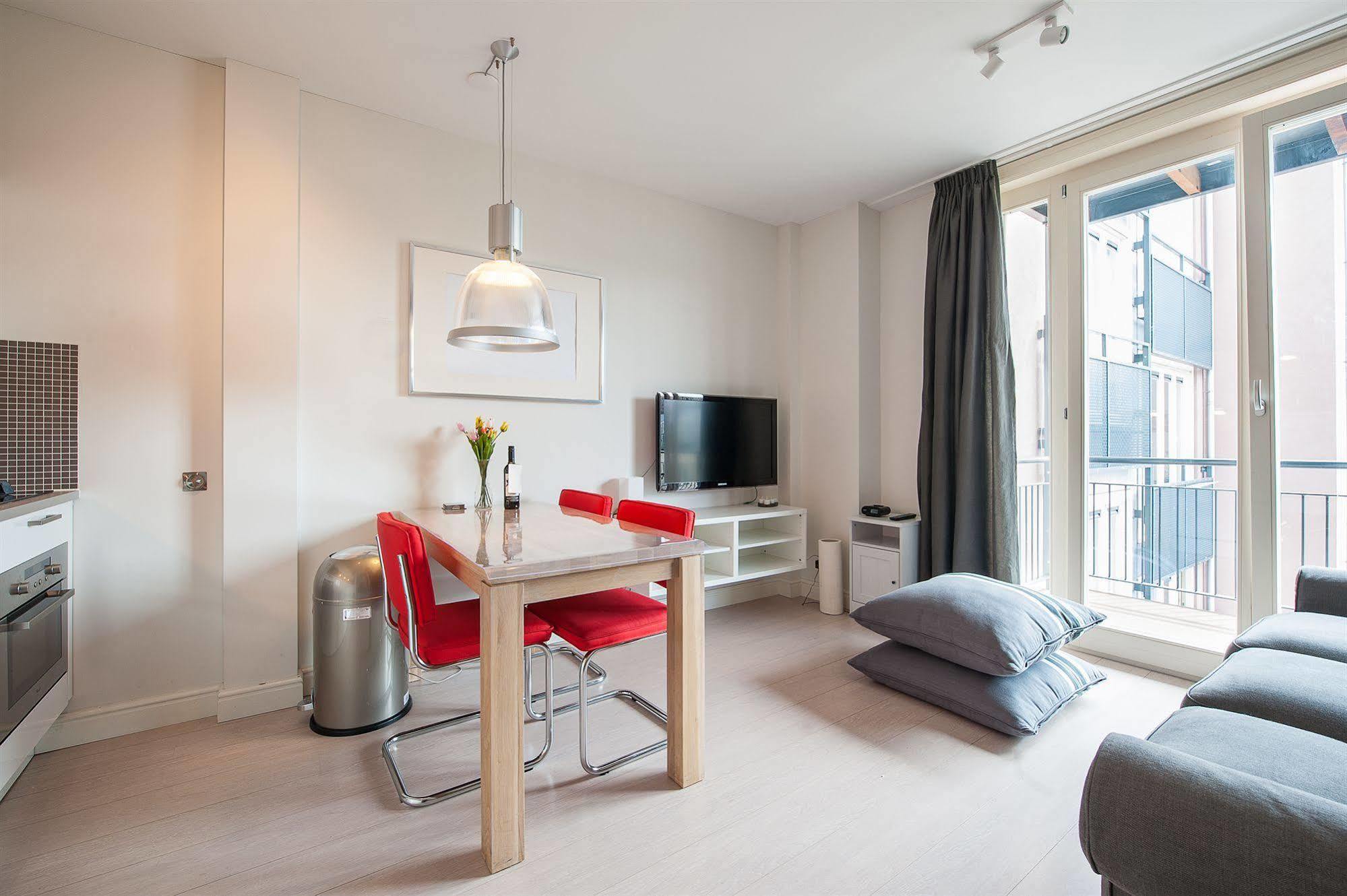 Short Stay Group Dapper Market Serviced Apartments אמסטרדם מראה חיצוני תמונה